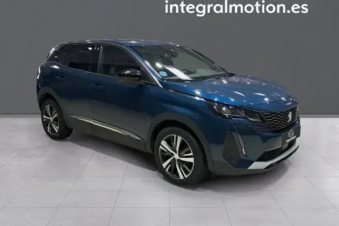 Usado Peugeot 3008 Allure 136 CV (100 kW) 2024 Azul SUV