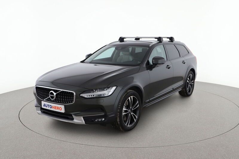 Gris Usado 2019 Volvo V90 CC Pro Familiar | 29.799 € - Imagen 1/4