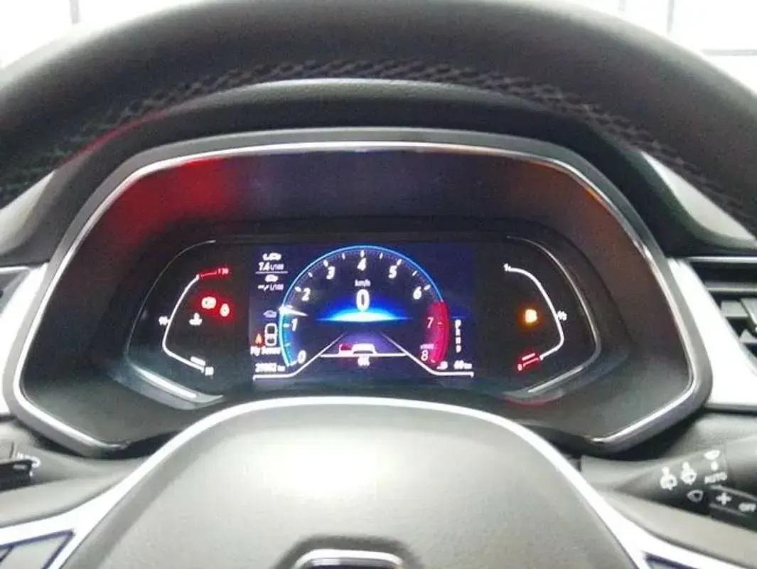 Usado Renault Captur Zen 140 CV (102 kW) 2022 Negro SUV