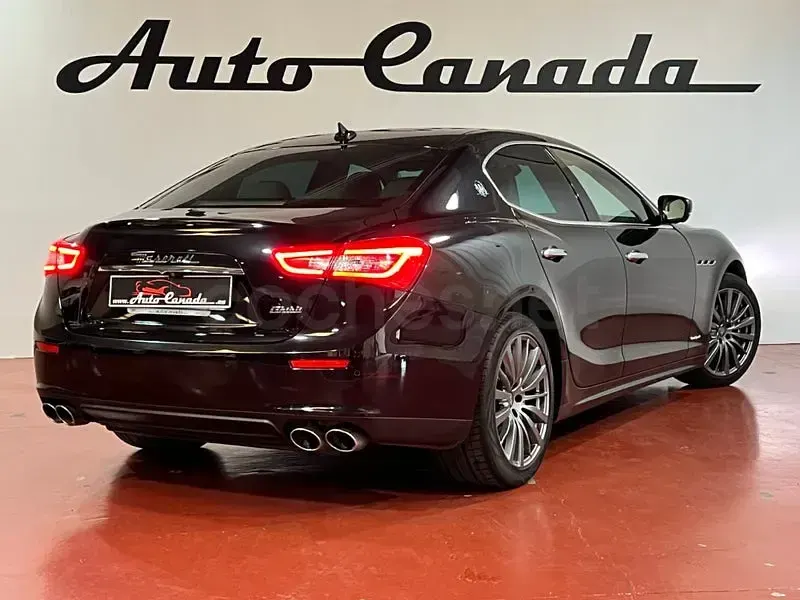 Usado Maserati Ghibli 275 CV (202 kW) 2017 Negro Berlina