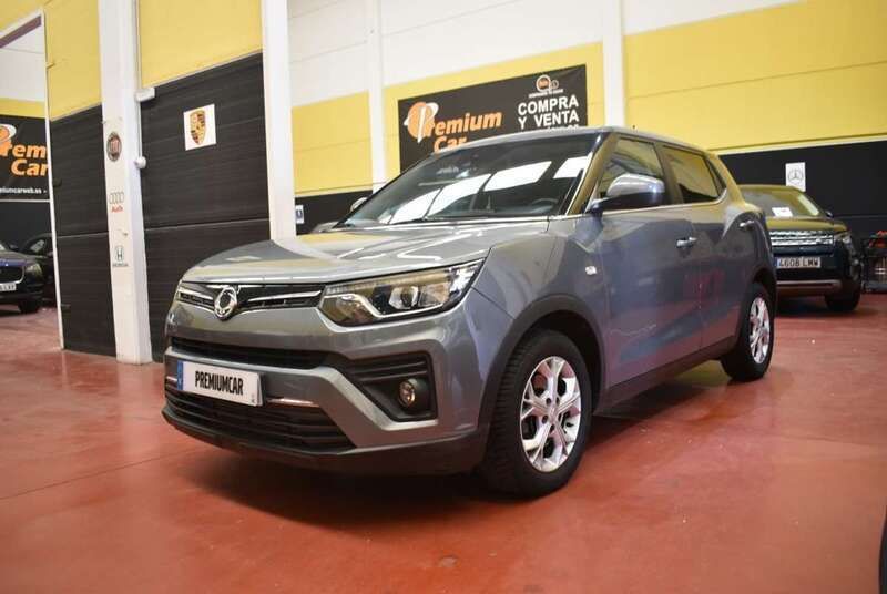 Gris Usado 2022 Ssangyong Tivoli SUV | 14.290 € (Precio justo) - Imagen 1/4