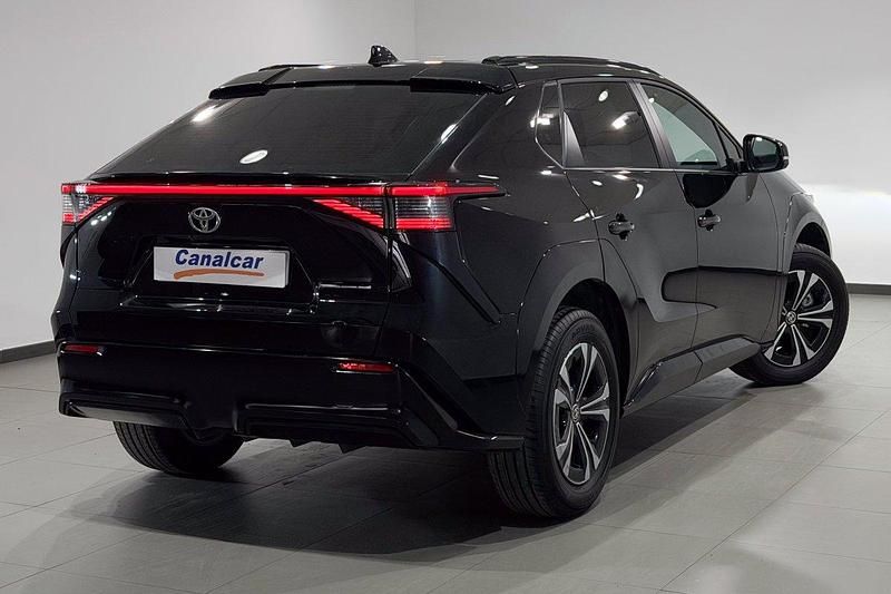 Usado Toyota bZ4X 150 kW (204 CV) 2025 Negro SUV