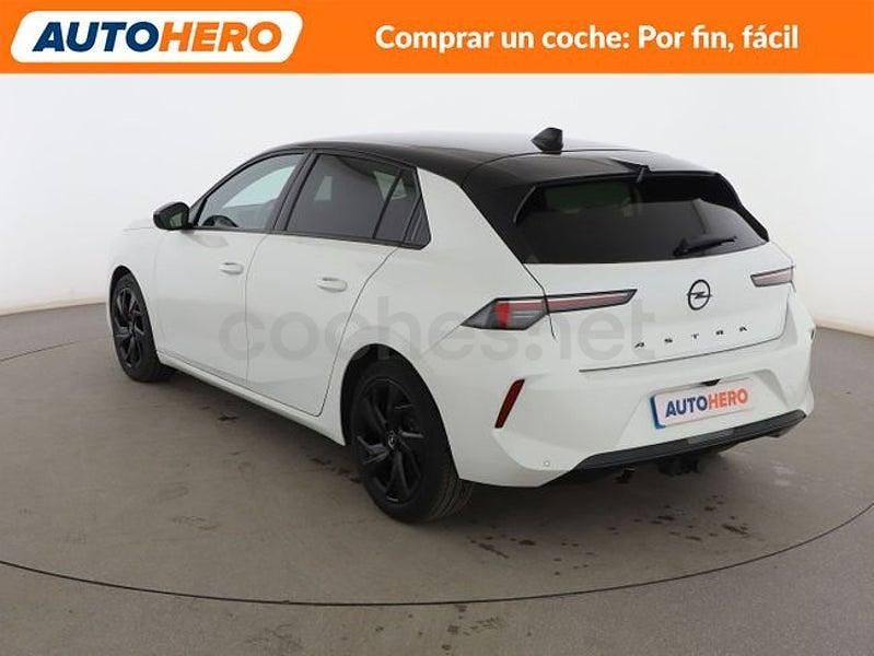 Usado Opel Astra GS Line 131 CV (96 kW) 2023 Blanco Berlina