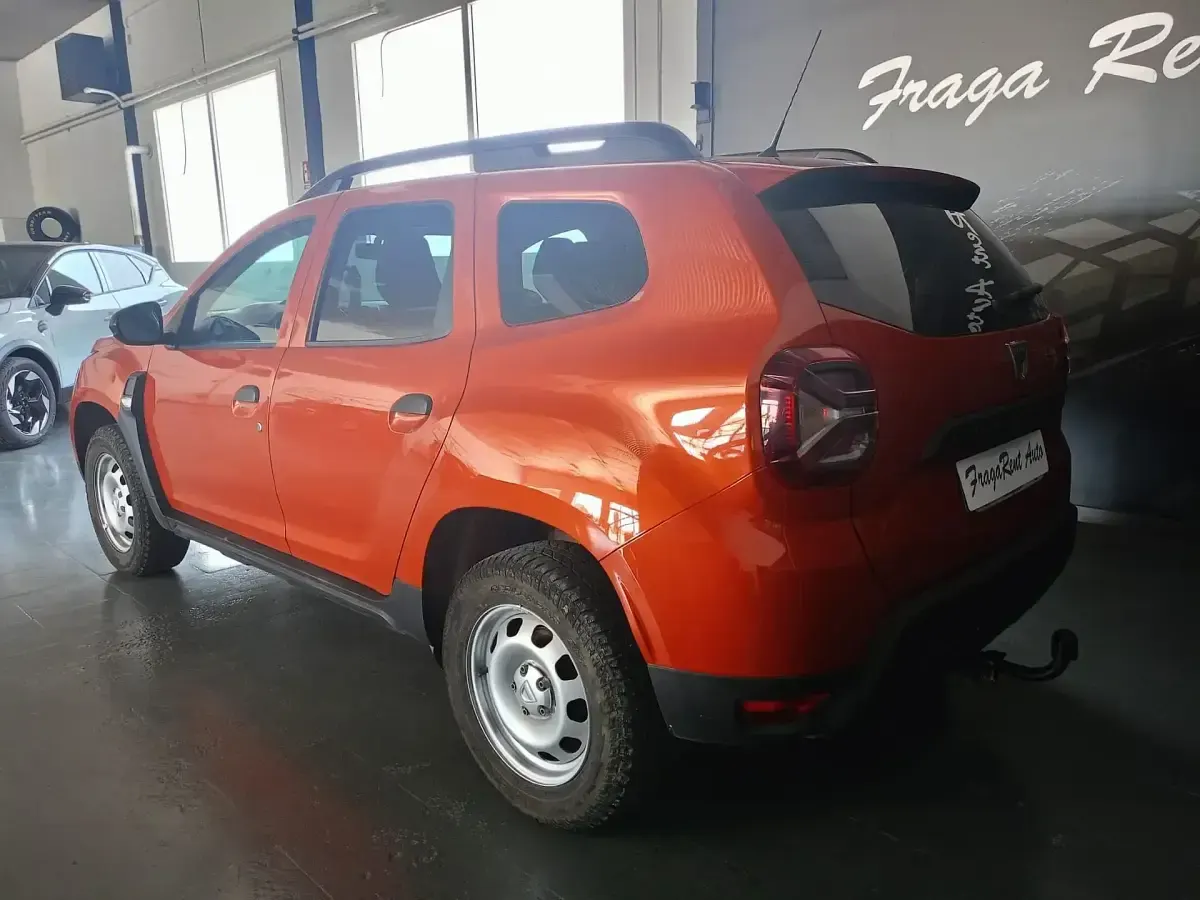 Usado Dacia Duster Essentiel 101 CV (74 kW) 2022 Naranja SUV