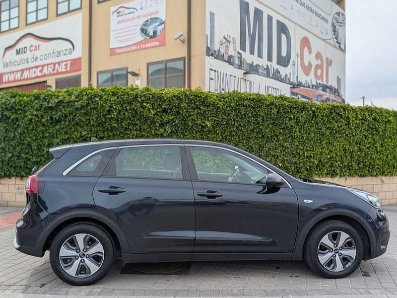 Usado Kia Niro 141 CV (103 kW) 2019 Azul SUV