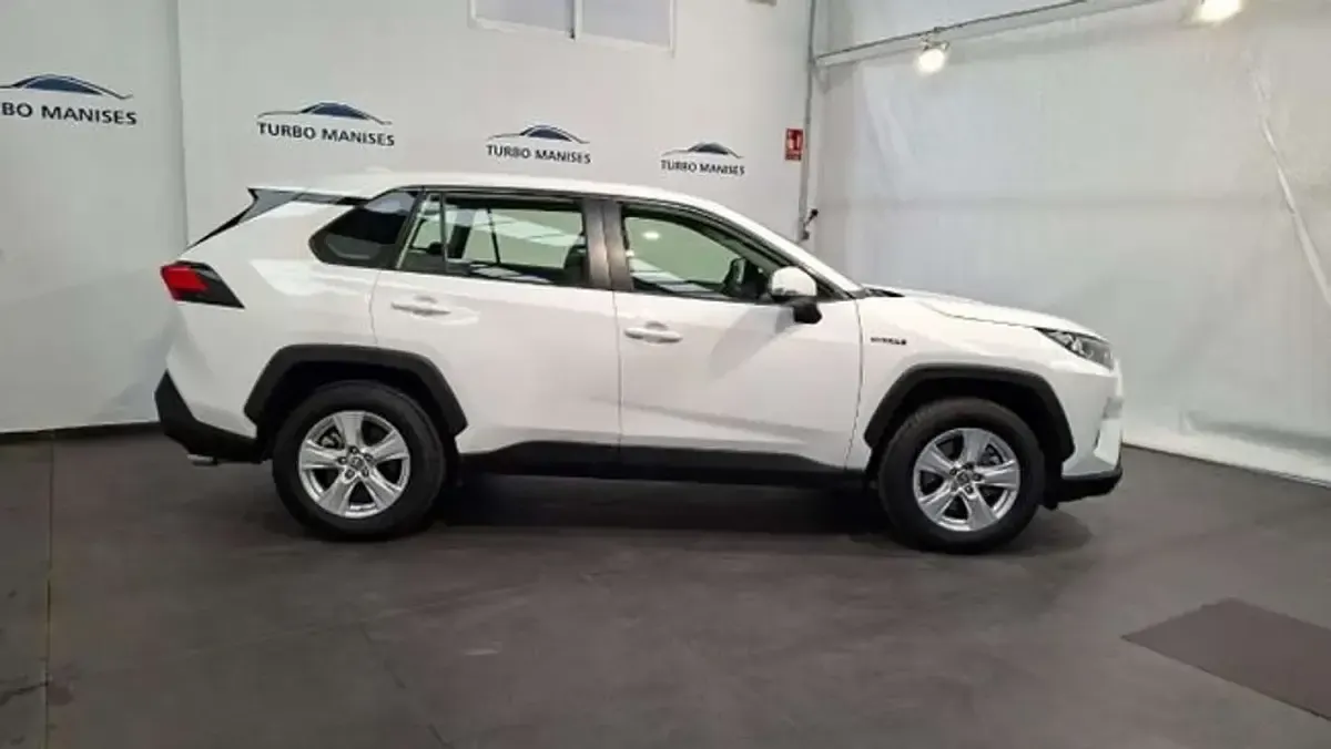 Usado Toyota RAV4 Hybrid Advance 218 CV (160 kW) 2021 Blanco SUV