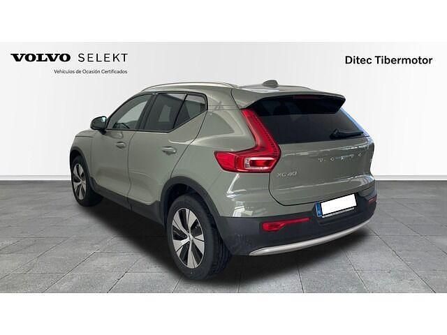 Usado Volvo XC40 Core 163 CV (119 kW) 2025 Verde SUV