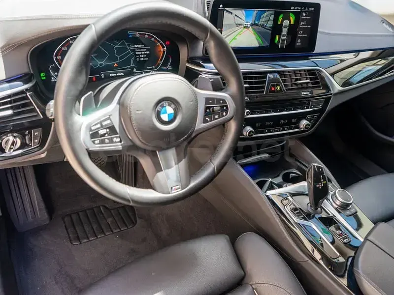 Usado BMW 520 Sport Line 190 CV (139 kW) 2022 Gris / plata Berlina