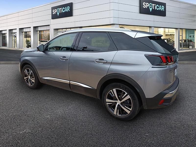 Usado Peugeot 3008 Allure 130 CV (95 kW) 2020 Gris SUV