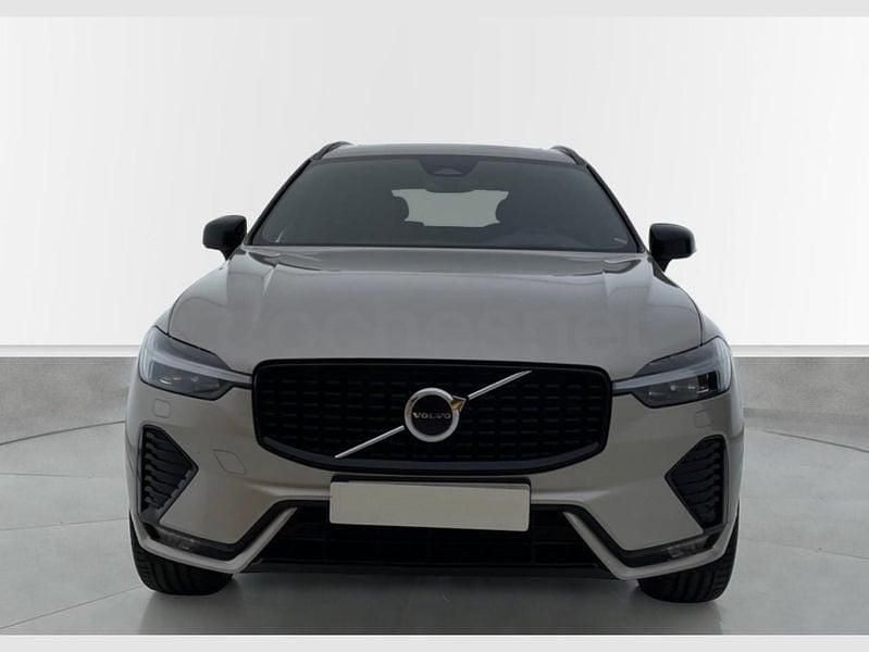 Usado Volvo XC60 Ultimate 197 CV (144 kW) 2023 Gris / plata SUV