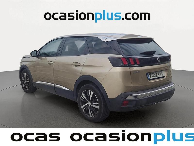 Usado Peugeot 3008 Allure 130 CV (95 kW) 2017 Beige SUV