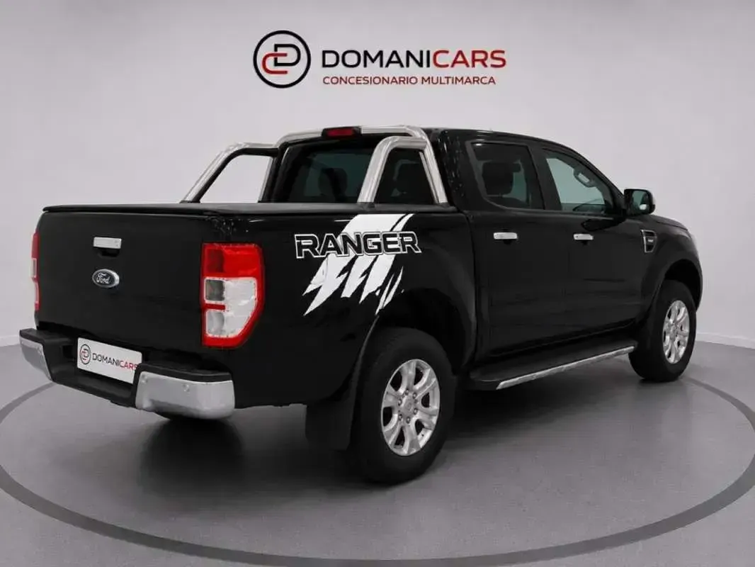 Usado Ford Ranger Wildtrack 200 CV (147 kW) 2016 Negro Pickup/Camioneta