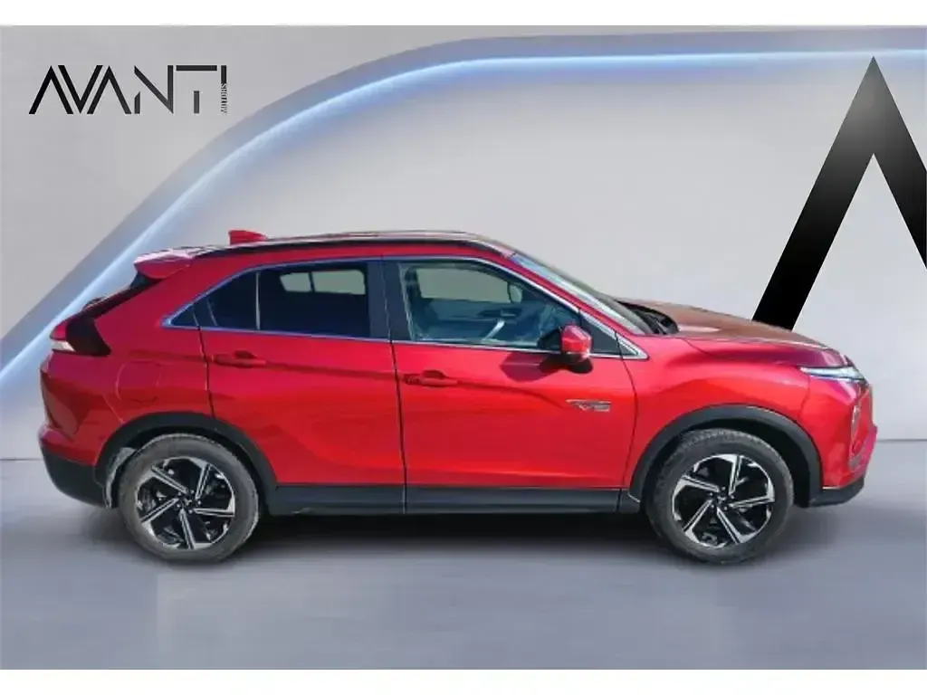 Usado Mitsubishi Eclipse Cross 188 CV (138 kW) 2022 Rojo SUV