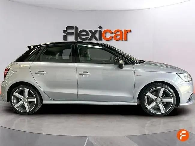 Usado Audi A1 125 CV (91 kW) 2018 Gris Utilitario