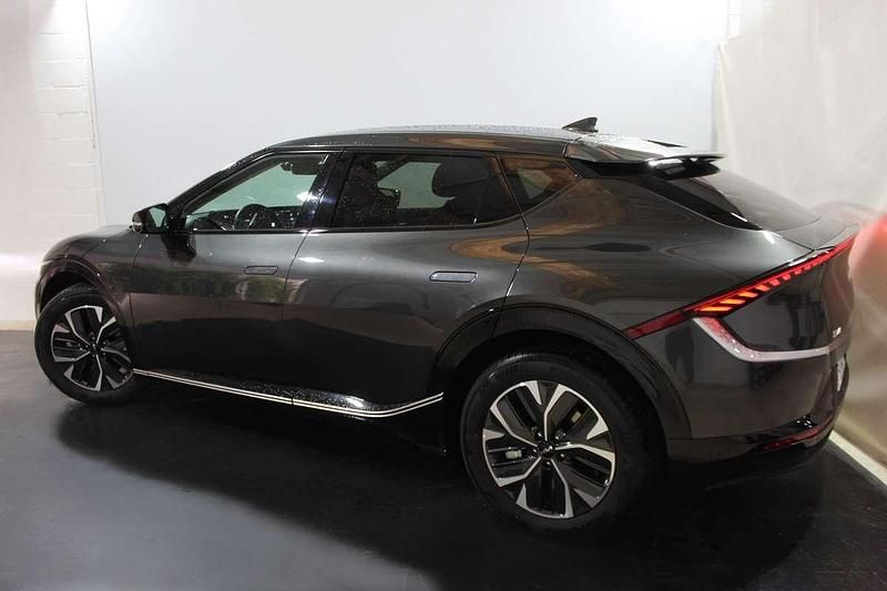 Usado Kia EV6 Air 167 kW (228 CV) 2023 Gris SUV
