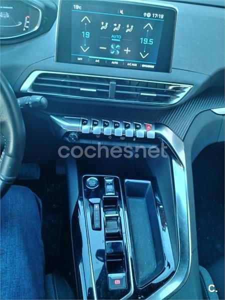Usado Peugeot 3008 Active 150 CV (110 kW) 2013 Blanco Familiar