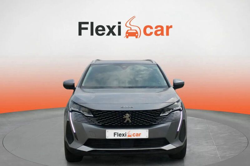 Usado Peugeot 5008 Allure 131 CV (96 kW) 2020 Gris Monovolumen