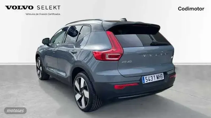 Usado Volvo XC40 Ultimate 185 kW (252 CV) 2023 Gris SUV