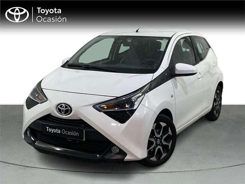 Usado 2021 Toyota Aygo X-play Utilitario | 12.990 € (Buen precio) - Imagen 1/4