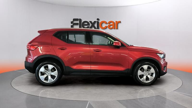 Usado Volvo XC40 Momentum 150 CV (110 kW) 2019 Rojo SUV