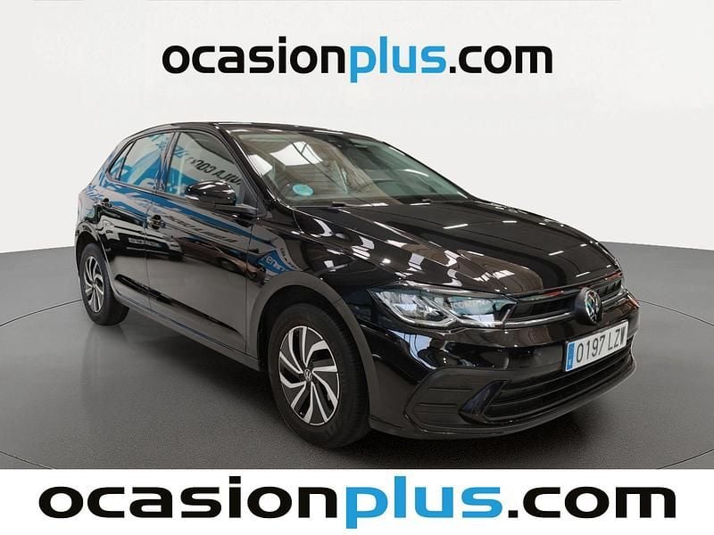 Usado VW Polo Life 95 CV (69 kW) 2022 Negro Utilitario