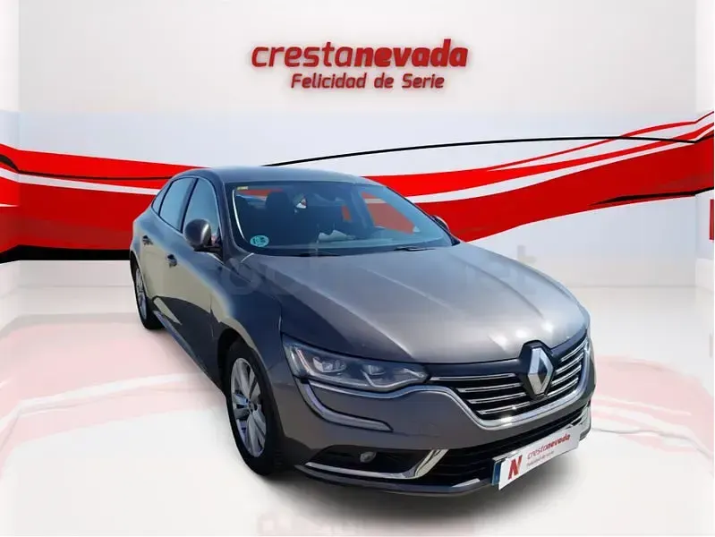 Usado Renault Talisman Zen 150 CV (110 kW) 2020 Gris / plata Berlina