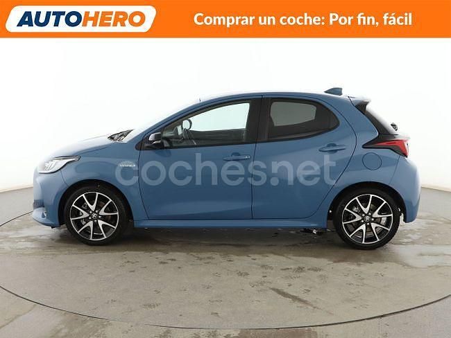Usado Toyota Yaris Hybrid Style 116 CV (85 kW) 2020 Azul Berlina