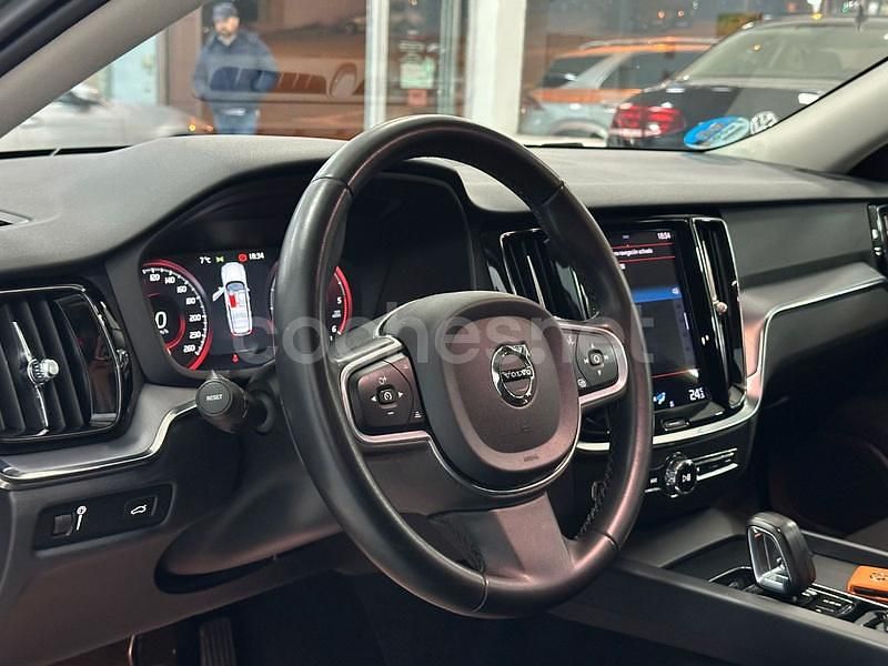 Usado Volvo V60 Momentum 196 CV (144 kW) 2021 Beige Familiar