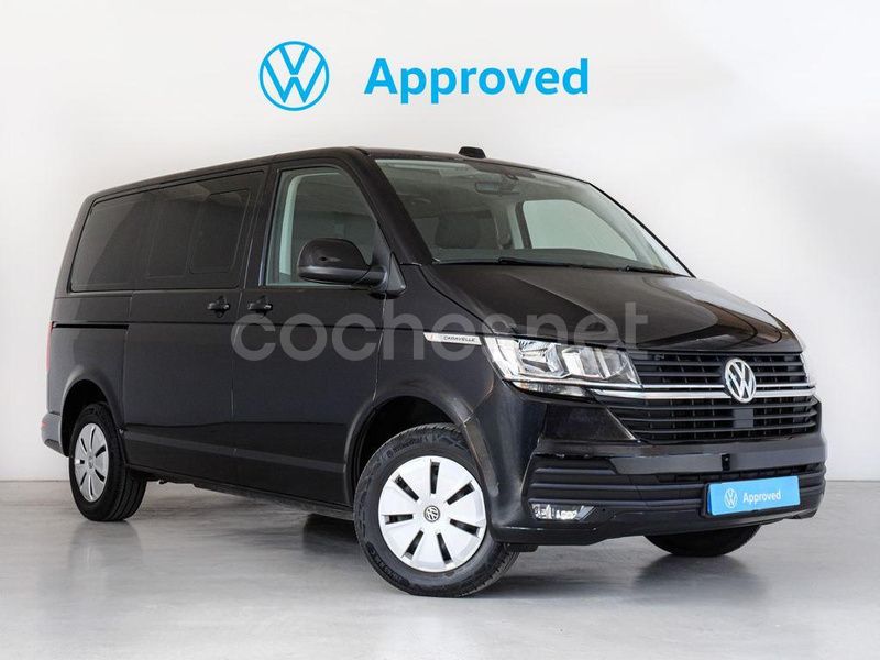 Negro Usado 2024 VW Caravelle Monovolumen | 42.400 € (Un poco caro) - Imagen 1/4