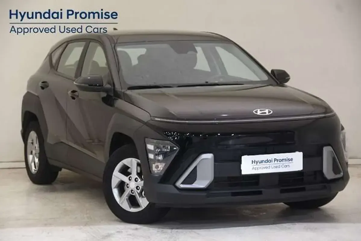 Usado Hyundai Kona 129 CV (94 kW) 2025 Negro SUV