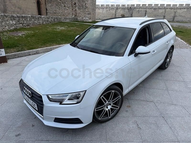 Usado Audi A4 Design 150 CV (110 kW) 2016 Blanco Familiar