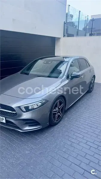 Usado Mercedes A200 163 CV (119 kW) 2019 Gris / plata Berlina