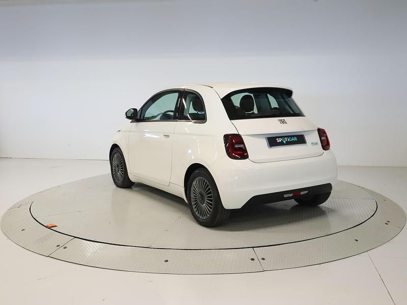 Usado Fiat 500e Icon 86 kW (118 CV) 2022 Blanco Berlina