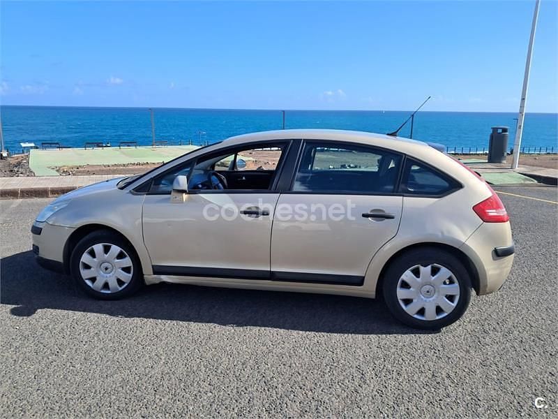 Beige Usado 2005 Citroën C4 Berlina | 2900 € (Precio justo) - Imagen 1/4