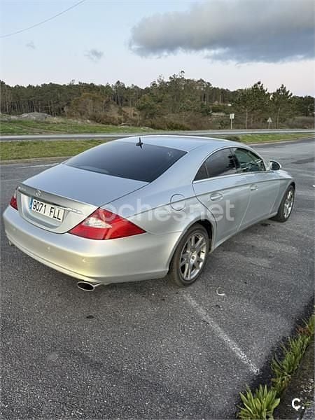 Usado Mercedes CLS350 272 CV (200 kW) 2005 Gris / plata Berlina
