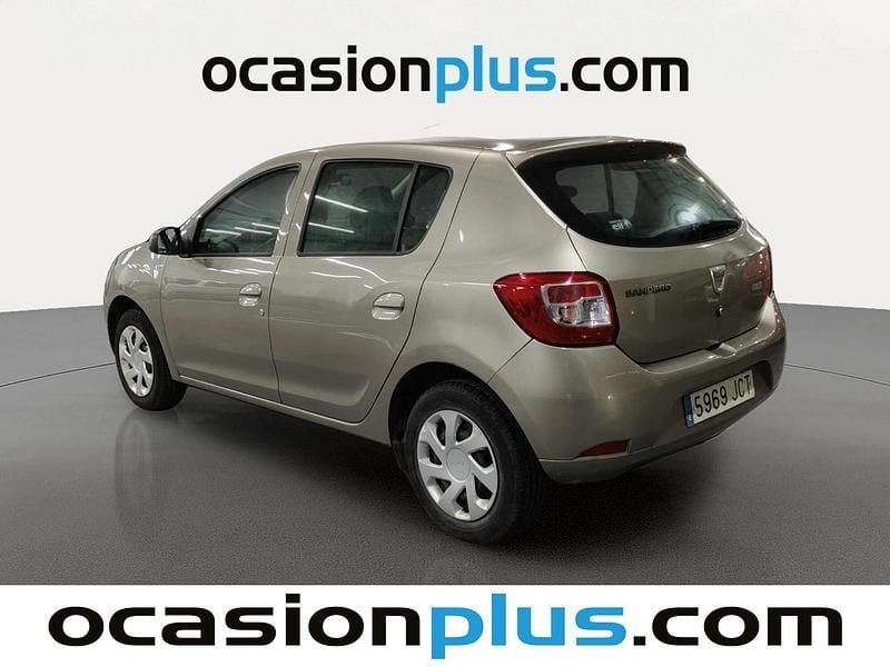 Usado Dacia Sandero Lauréate 75 CV (55 kW) 2015 Beige Utilitario