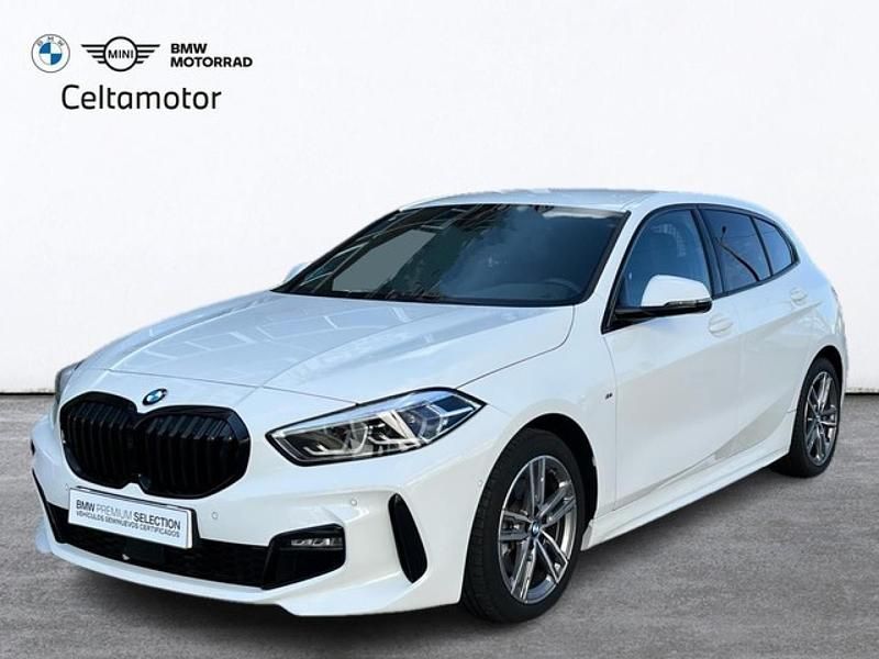 Pintura sólida alpinweiss Usado 2024 BMW 118 Comfort Edition Utilitario | 32.990 € (Precio justo) - Imagen 1/4