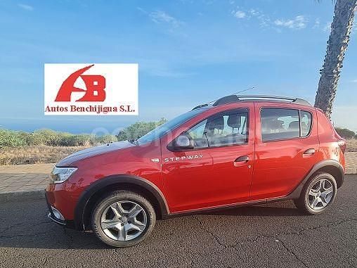 Granate Usado 2017 Dacia Sandero Stepway Berlina | 8500 € (Precio justo) - Imagen 1/1