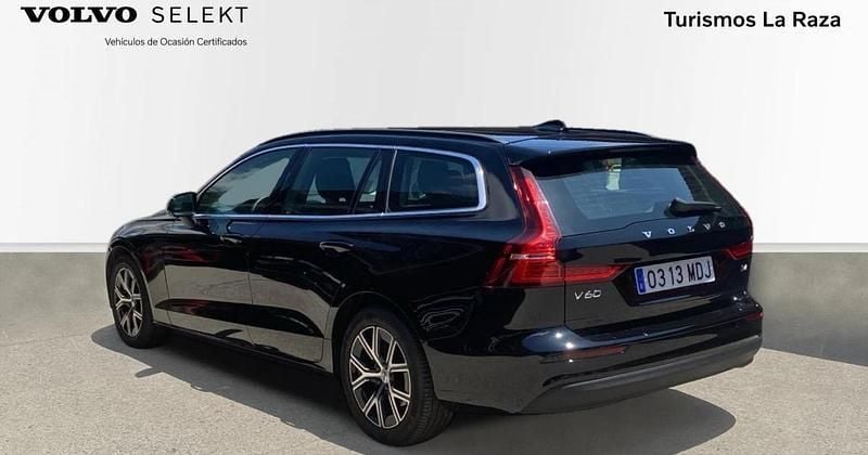 Usado Volvo V60 Core 197 CV (144 kW) 2023 Familiar