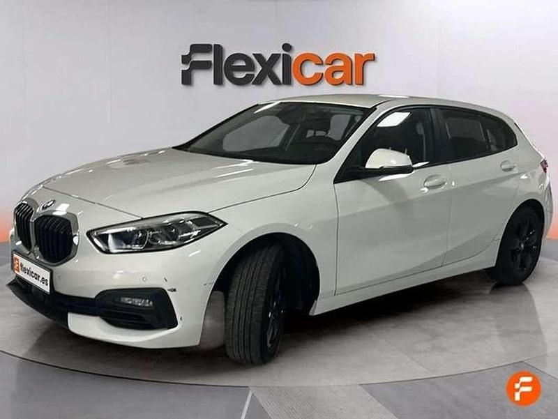 Usado BMW 118 140 CV (102 kW) 2021 Blanco Utilitario