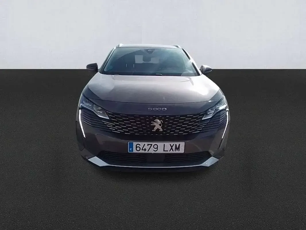 Usado Peugeot 5008 Allure 131 CV (96 kW) 2022 Gris SUV