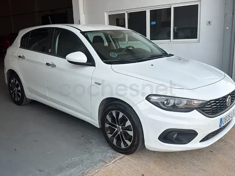 Usado Fiat Tipo Mirror 95 CV (69 kW) 2020 Blanco Berlina