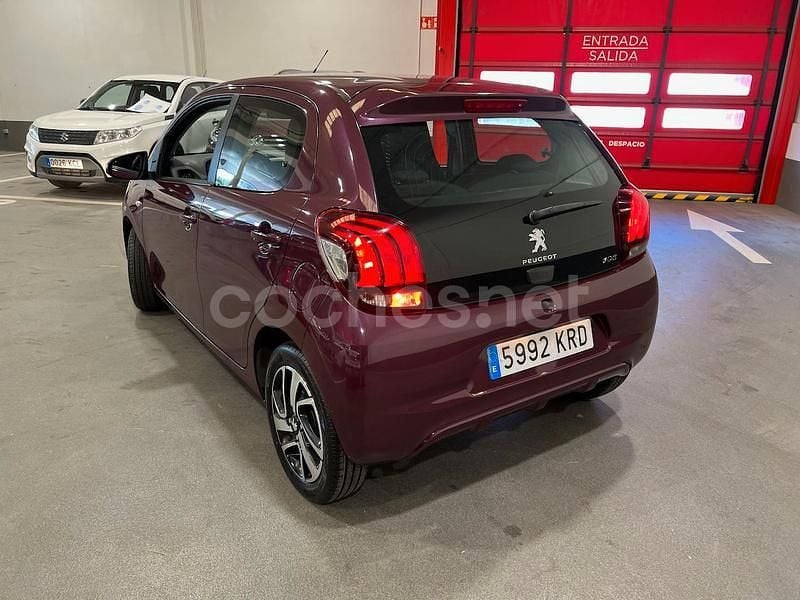 Usado Peugeot 108 Active 72 CV (52 kW) 2018 Granate Berlina