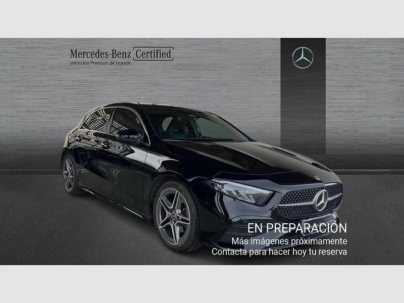 Usado Mercedes A180 136 CV (100 kW) 2025 Negro Berlina