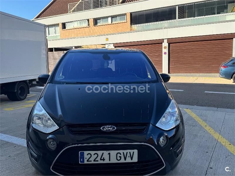 Negro Usado 2010 Ford S-MAX Titanium Monovolumen | 5700 € (Precio justo) - Imagen 1/4