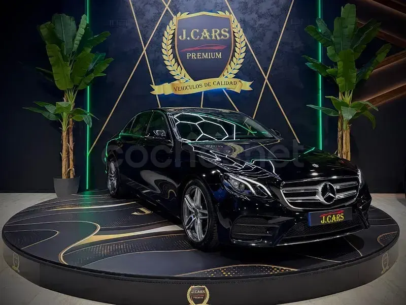 Usado Mercedes E220 194 CV (142 kW) 2018 Negro Berlina