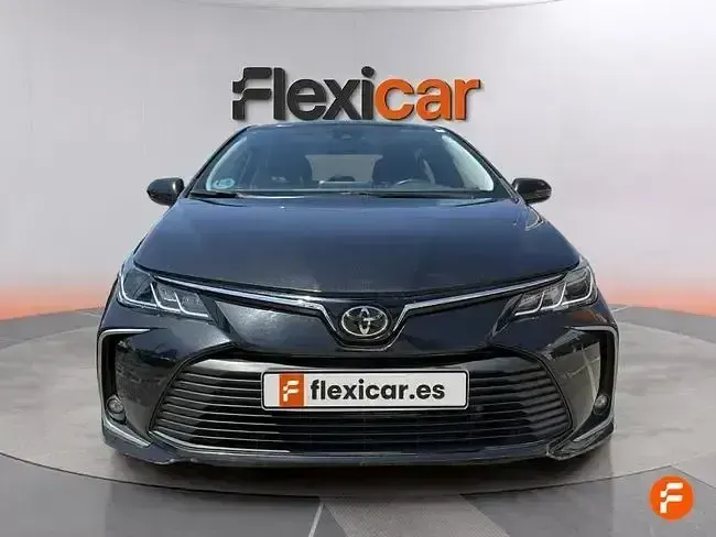 Usado Toyota Corolla 125 CV (91 kW) 2023 Negro Berlina