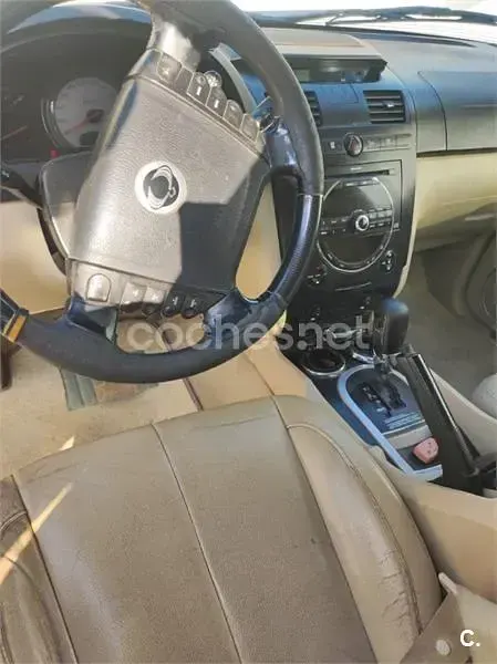 Usado SsangYong Rexton 165 CV (121 kW) 2006 Azul SUV