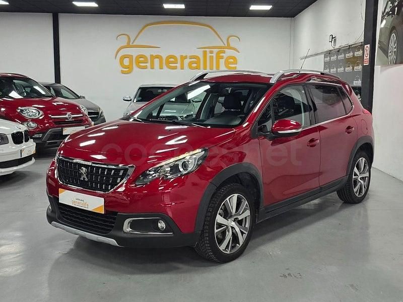 Usado Peugeot 2008 Allure 110 CV (80 kW) 2018 Rojo SUV
