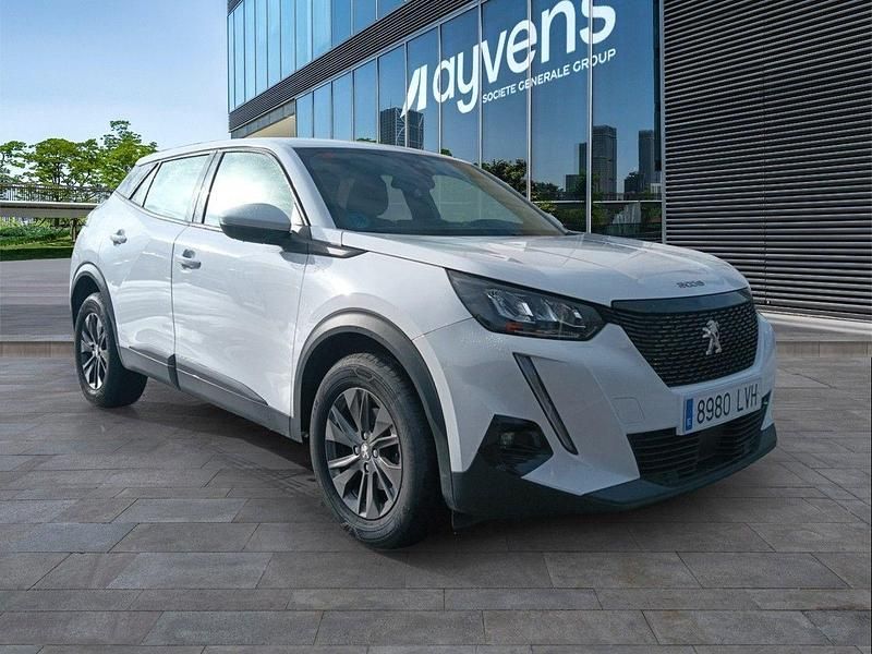 Usado Peugeot 2008 Active 110 CV (80 kW) 2021 Blanco SUV